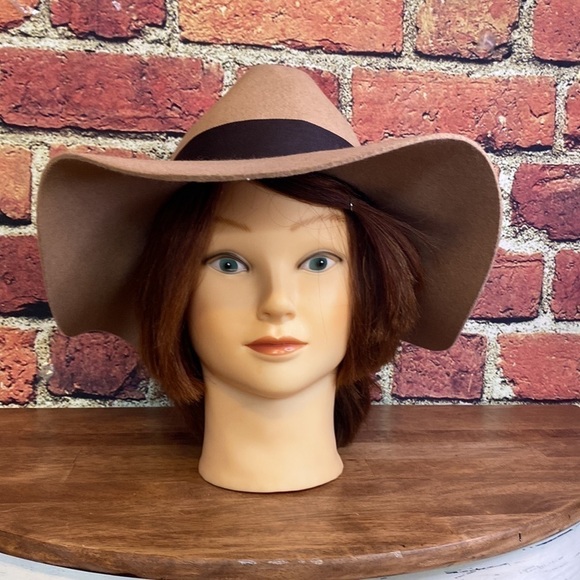 H&M Flare Wool Felt Fedora Neutral Tan with Black Ribbon - Picture 3 of 12